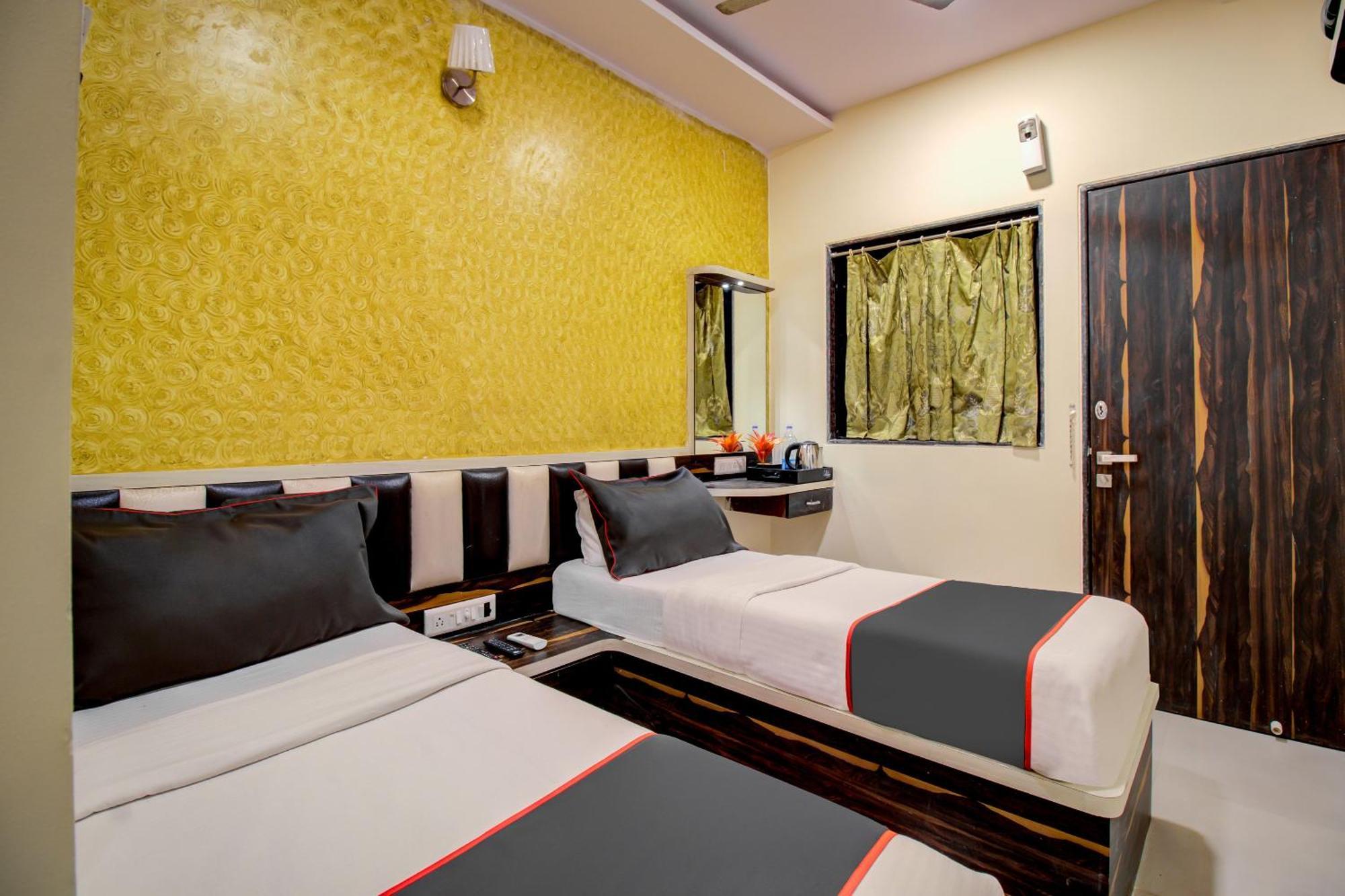 Hotel Collection O Golden Tulipz Boutique Bombay Esterno foto